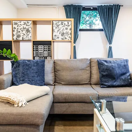 Nature Apartment Karlovy Vary Sauna And Garden Aparthotel Karlsbad